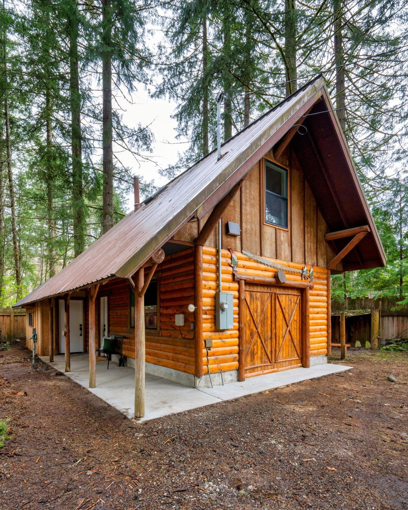 Вілла Mt Hood Log Cabin! Fresh Remodel With Airstream 2 Mount Hood Village Екстер'єр фото